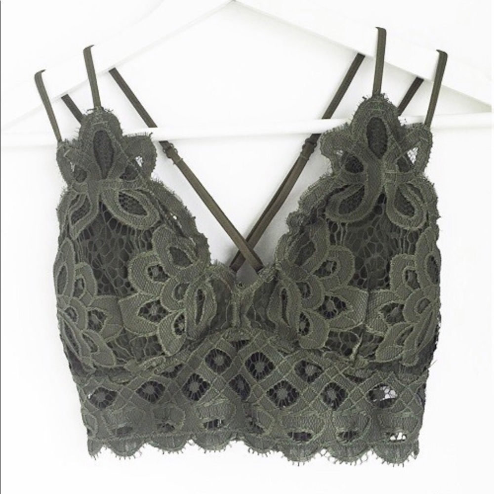 "CROCHET" in Dark Olive